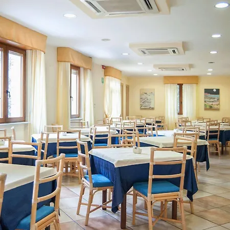 Orion Hotel 4*